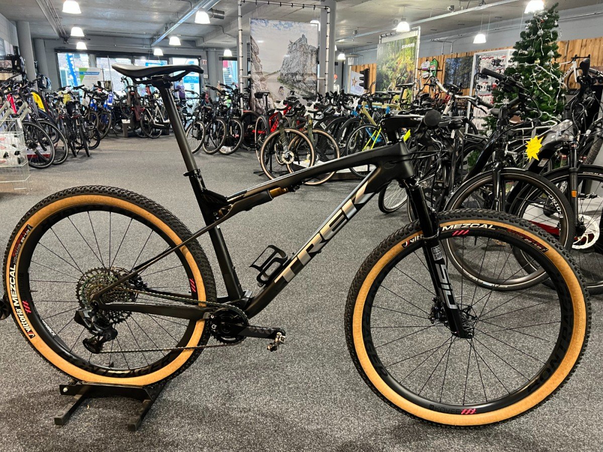 Trek Supercaliber 9.9 XX1 AXS DEMO Matte Raw Carbon/Gloss Trek Bl 2024